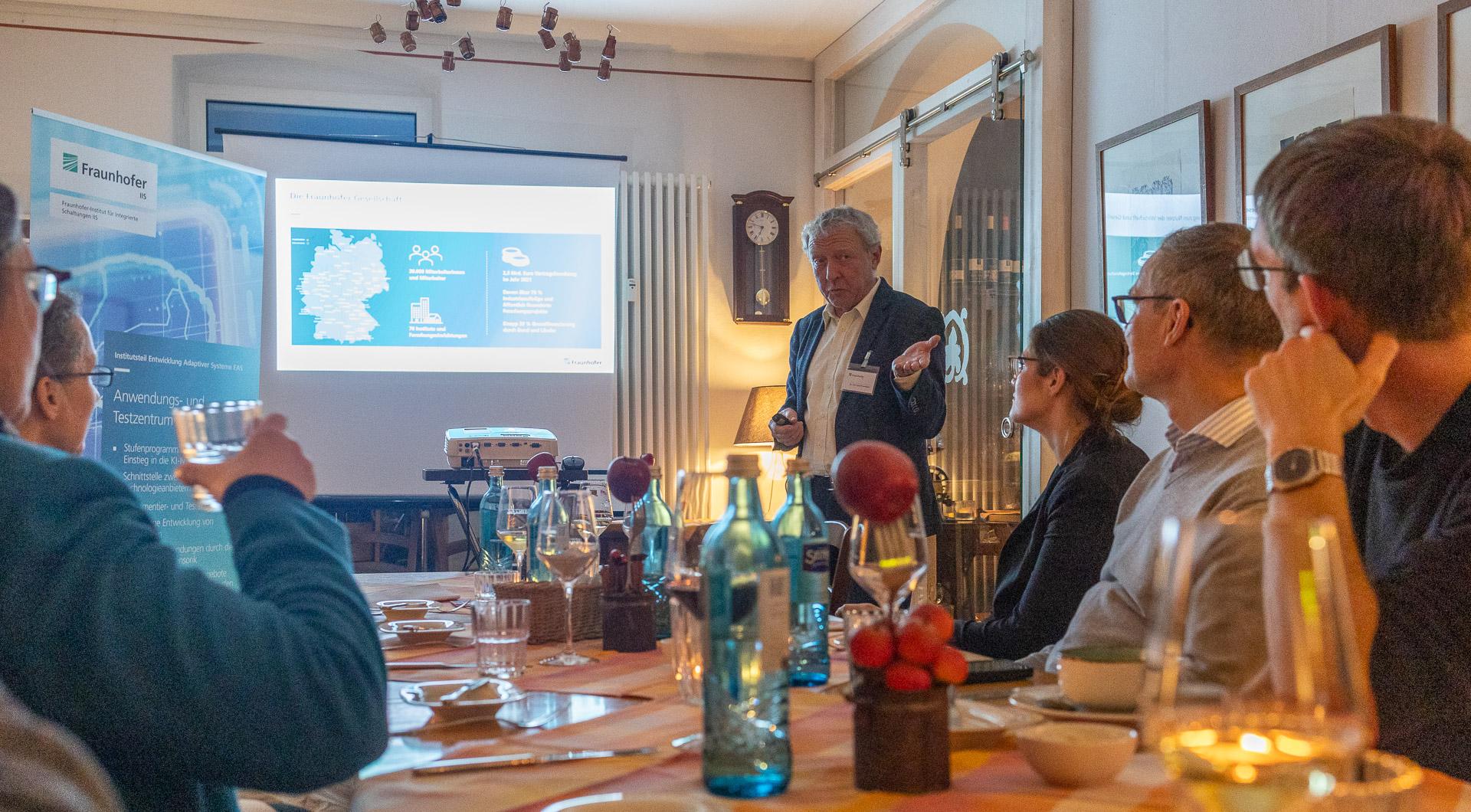 Digitalisierung und KI – Potenziale für den Mittelstand. Ein Rückblick auf den Vortrag von Dr. Olaf Enge-Rosenblatt bei “Gourmet & Gelassenheit”