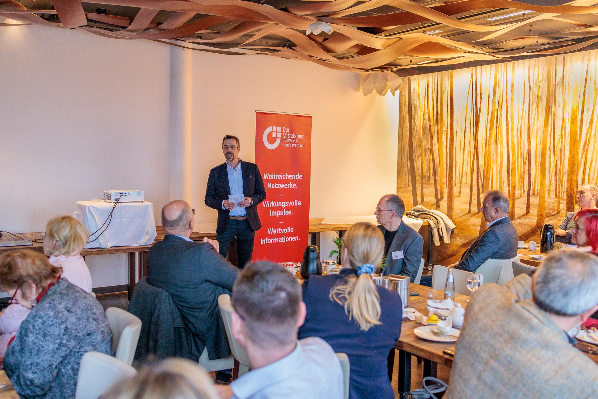 Mehr über den Artikel erfahren Rückblick auf erfolgreiches BVMW Business Frühstück